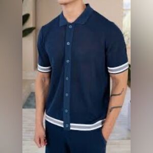 NWOT Raith Deep Navy Blue Woven Knit Button Down Short Sleeve Collared Top  L